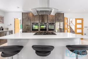 Photo 27- click for photo gallery